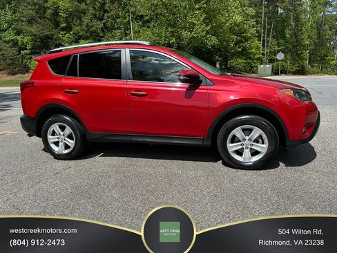 Used 2014 Toyota RAV4 XLE FWD image 5