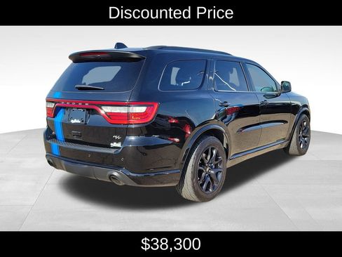 Used 2022 Dodge Durango R/T w/ Tow 'N Go Package image 3