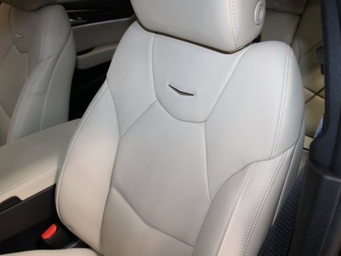 Used 2025 Cadillac CT5 Premium Luxury image 9