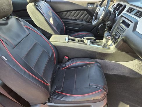 Used 2012 Ford Mustang Premium image 12