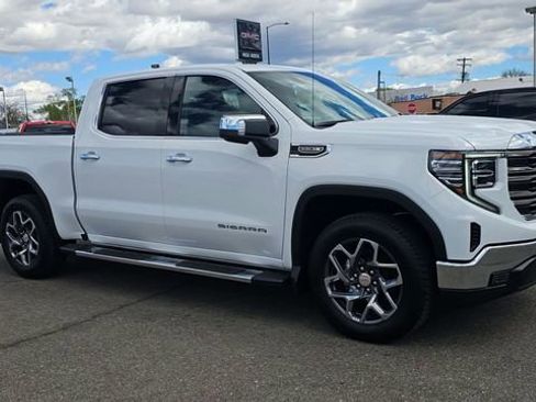 New 2026 GMC Sierra 1500 SLT w/ SLT Premium Package image 2