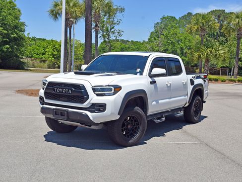 Certified 2021 Toyota Tacoma TRD Pro AWD/4WD image 6