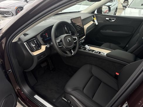 New 2026 Volvo XC60 B5 Plus w/ Protection Package Premier image 10
