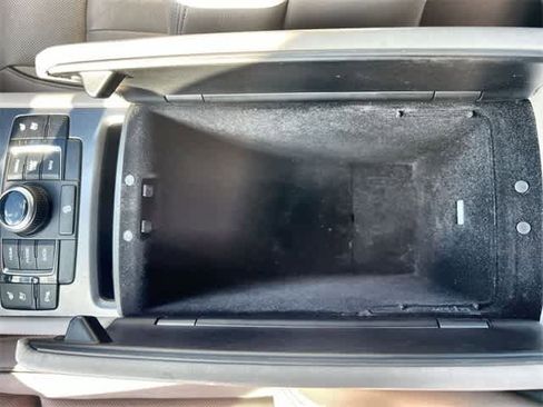 Used 2015 Hyundai Genesis 3.8 w/ Option Group 04 image 27