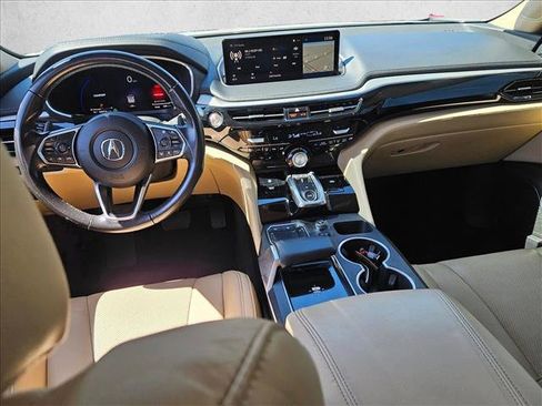 Used 2022 Acura MDX SH-AWD w/ Technology Package image 16