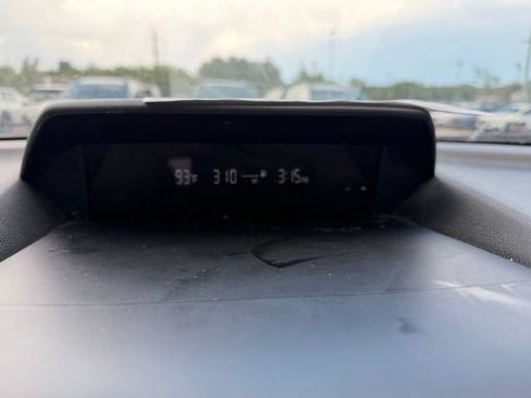 Used 2018 Subaru Crosstrek 2.0i Premium w/ Eyesight System AWD/4WD image 13