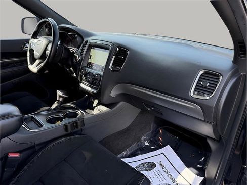 Used 2018 Dodge Durango SRT w/ Technology Group AWD/4WD image 33