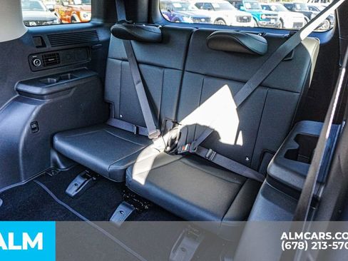 Used 2025 Hyundai Santa Fe SEL image 21