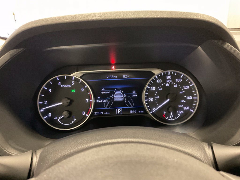 Used 2025 Nissan Sentra SV w/ All-Weather Package FWD image 2