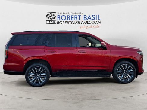 Used 2021 Cadillac Escalade Sport w/ LPO, ONYX Package image 6