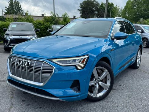 Used 2019 Audi e-tron Premium Plus AWD/4WD image 3