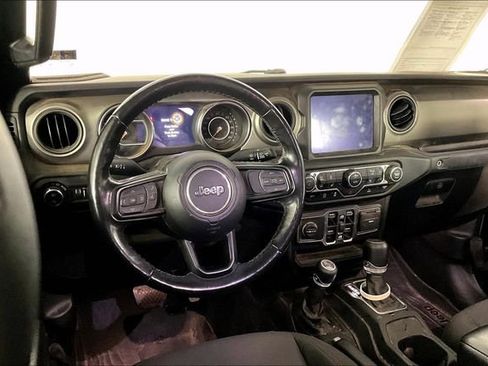 Used 2021 Jeep Gladiator Sport AWD/4WD image 3