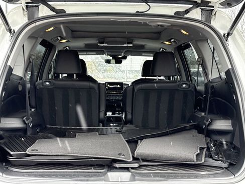 Used 2022 Honda Pilot Elite image 16