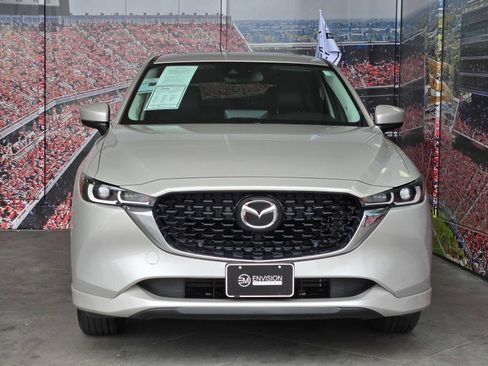 Used 2025 MAZDA CX-5 AWD 2.5 S w/ Preferred Package image 3