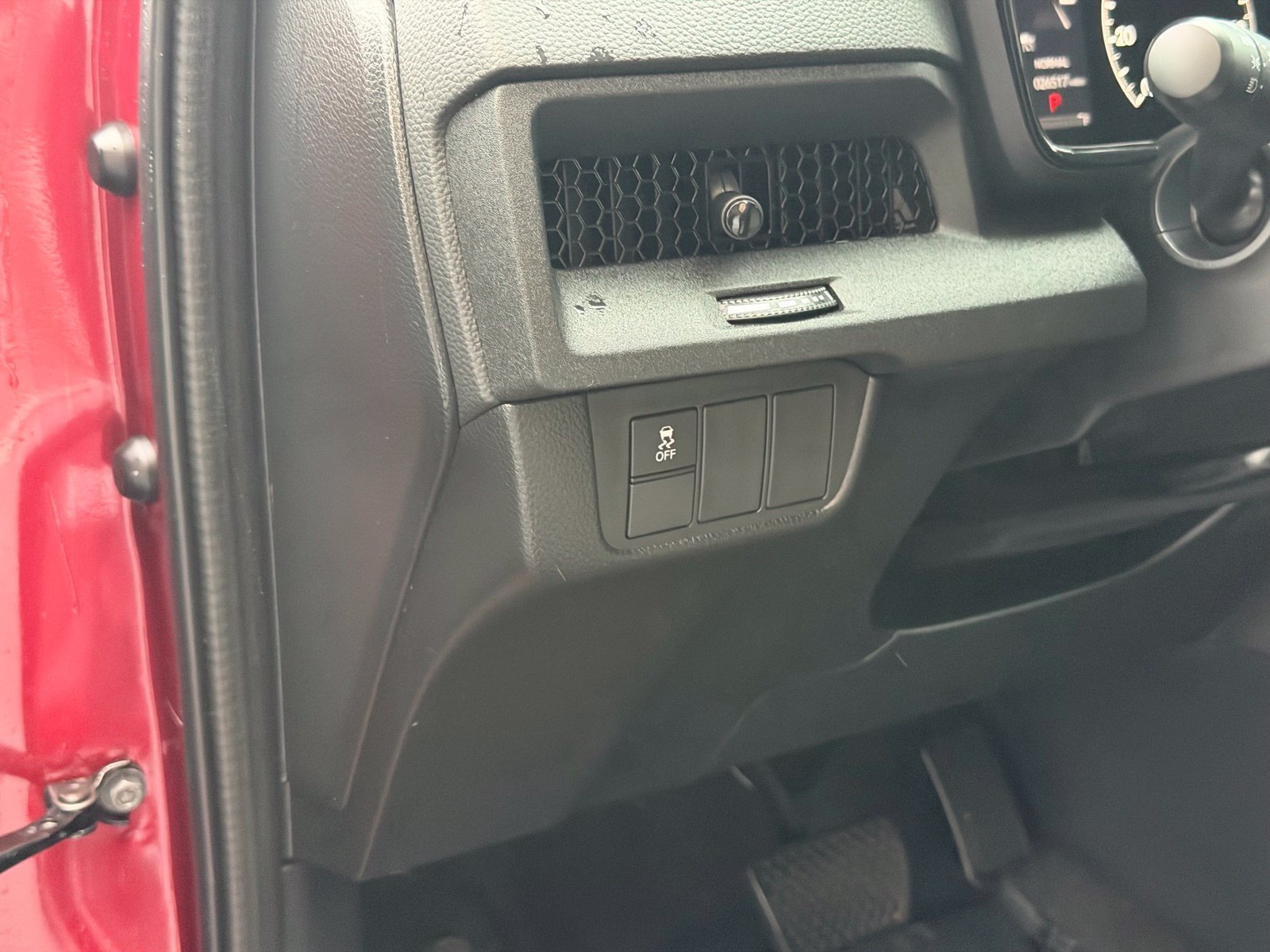 Used 2024 Honda CR-V EX image 15