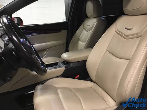 Used 2019 Cadillac XT5 Luxury AWD/4WD image 28