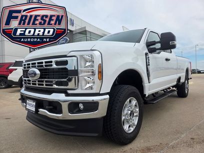 New 2026 Ford F350 XLT w/ FX4 Off-Road Package