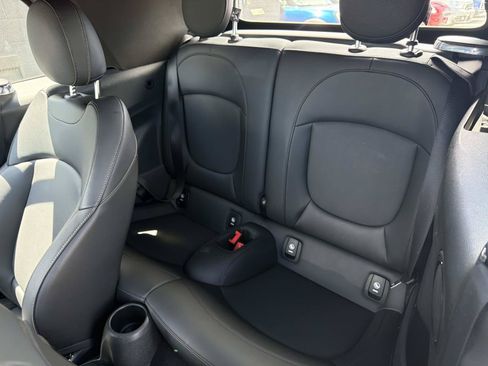 Used 2023 MINI Cooper S FWD image 12
