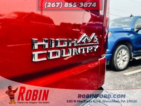 Used 2023 Chevrolet Silverado 1500 High Country w/ High Country Premium Package AWD/4WD image 8