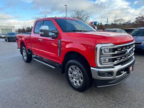 Used 2023 Ford F350 Lariat w/ Chrome Package image 10