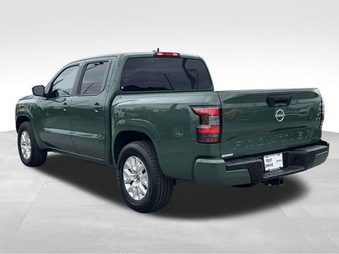 Used 2022 Nissan Frontier SV w/ Technology Package image 5