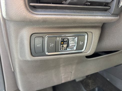 Used 2022 Lincoln Corsair Reserve w/ Elements Package FWD image 14