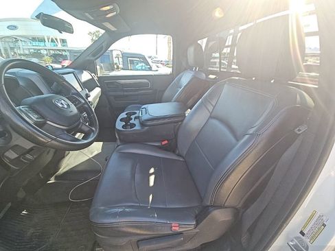 Used 2022 RAM 5500 Tradesman AWD/4WD image 3