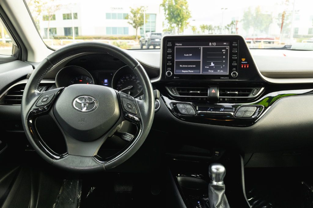 Certified 2020 Toyota C-HR Limited FWD image 26
