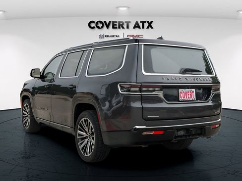 Used 2022 Jeep Grand Wagoneer Series III w/ Flexible Seating Group AWD/4WD image 6