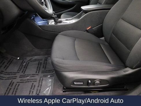 Used 2023 Chevrolet Malibu LT image 20