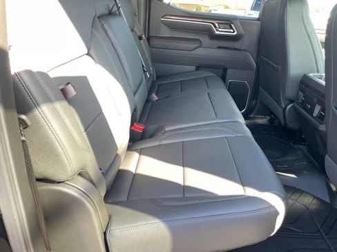 New 2026 Chevrolet Silverado 1500 RST w/ Dark Appearance Package image 16