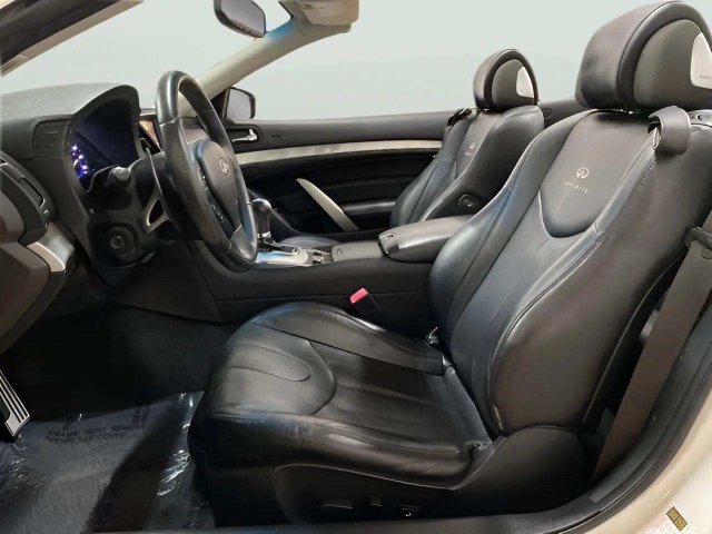 Used 2014 INFINITI Q60 Convertible w/ Premium Package RWD image 65