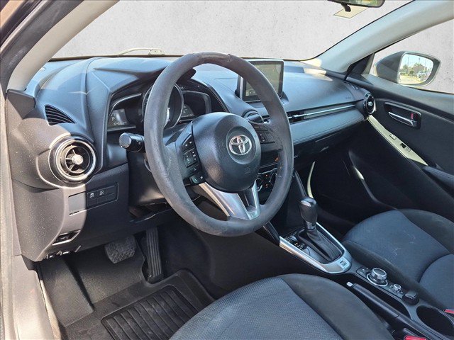 Used 2017 Toyota Yaris iA FWD image 9