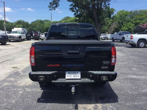 Used 2019 Nissan Frontier SV w/ Value Truck Package AWD/4WD image 5