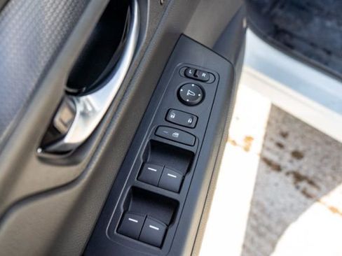 Used 2025 Honda CR-V EX-L image 19