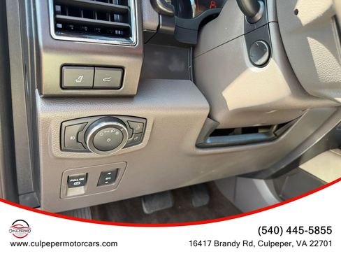 Used 2018 Ford Expedition Limited w/ Equipment Group 301A AWD/4WD image 23