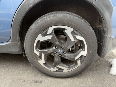 Used 2022 Subaru Crosstrek 2.5i Limited w/ Moonroof Package 1 image 12