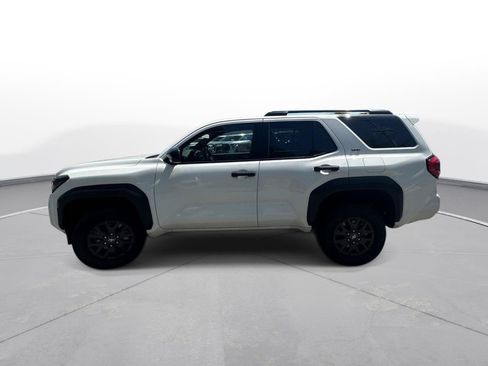 Used 2025 Toyota 4Runner SR5 RWD image 9