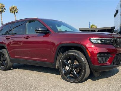 Used 2023 Jeep Grand Cherokee Altitude