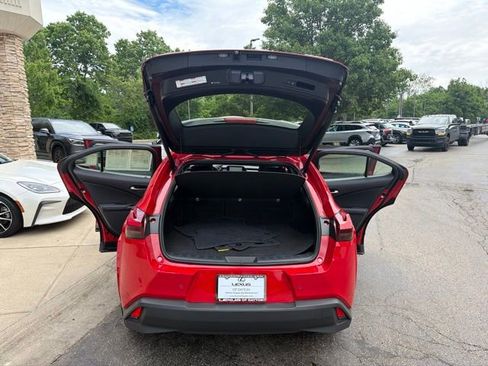 Used 2025 Lexus UX 300h FWD w/ Accessory Package (Z2) image 10