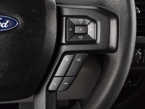 Used 2017 Ford F250 XLT image 10