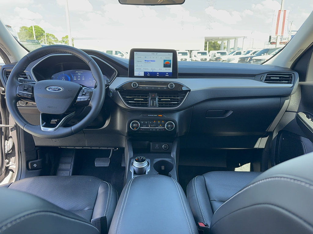 Used 2021 Ford Escape SEL w/ Technology Package FWD image 28