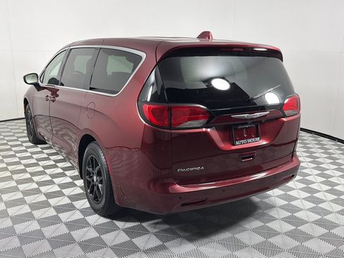 Used 2019 Chrysler Pacifica LX FWD image 7
