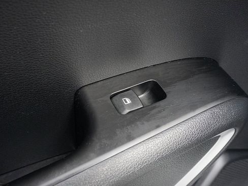 Used 2020 Kia Soul LX FWD image 31