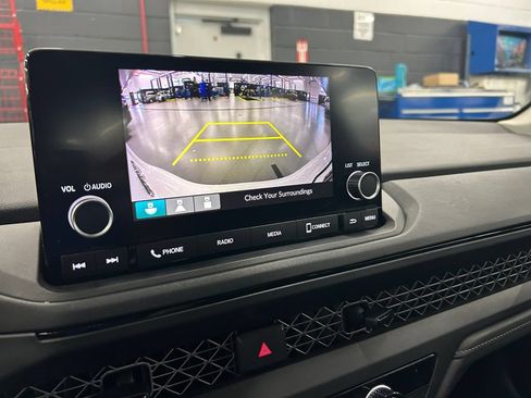 Used 2023 Honda Accord LX image 25