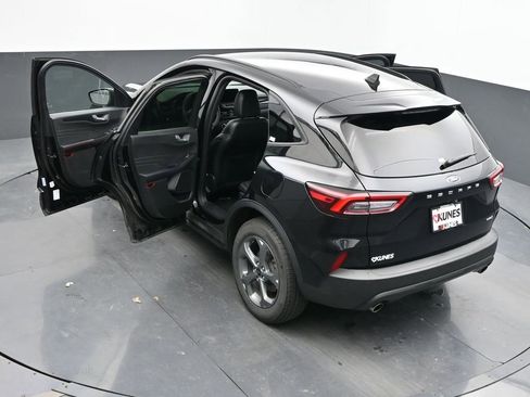 Used 2025 Ford Escape ST-Line image 46