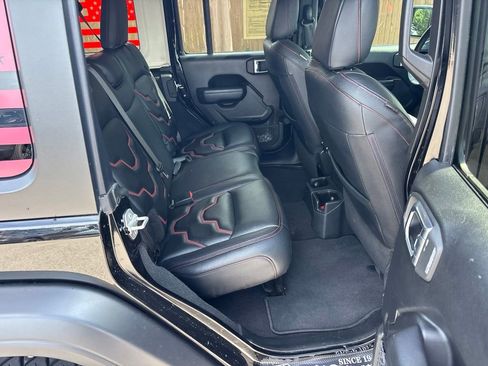 Used 2022 Jeep Wrangler Unlimited Sport AWD/4WD image 11
