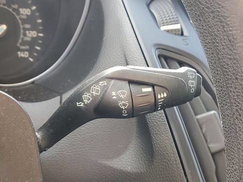 Used 2016 Ford Focus SE FWD image 18
