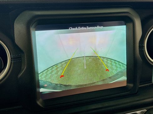 Used 2021 Jeep Wrangler Unlimited Rubicon 4xe w/ Steel Bumper Group image 3