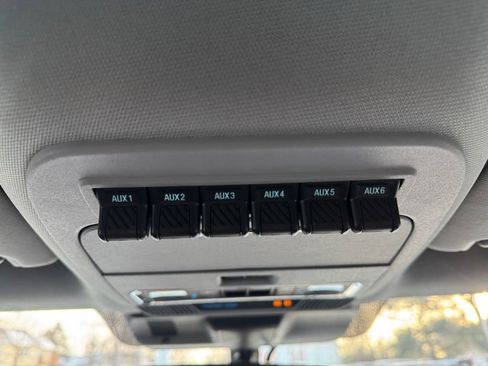 Used 2024 Ford F250 Lariat w/ Lariat Ultimate Package image 34